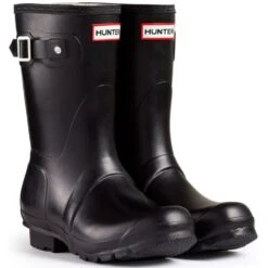 Hunter Women's Original Short Rain Boots In Black -Birkenstock Store 1 9 19 hunter original short wellington boots black 1 1100x
