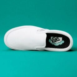 Vans ComfyCush Slip-On In White -Birkenstock Store 4161 4 1100x